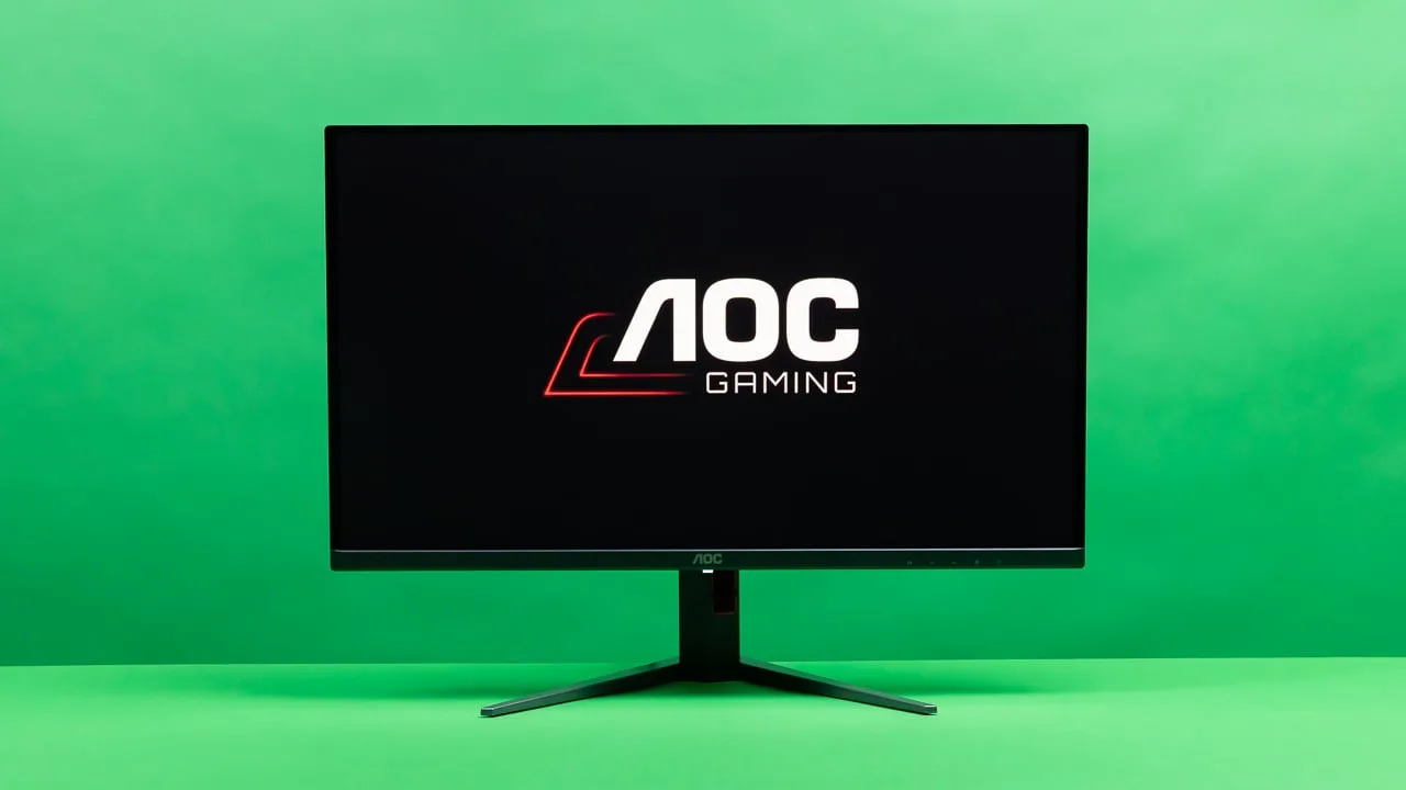 The AOC Q27G4ZD monitor features a vibrant QD OLED panel, showcasing deep blacks and rich colors, perfect for immersive gamin