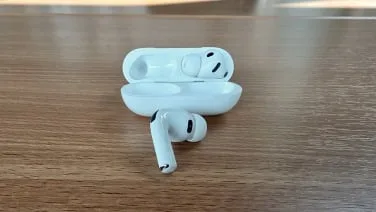 Apple AirPods Pro 3 — photo 7 of 12