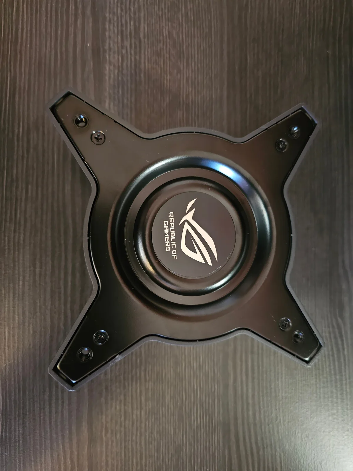 Asus ROG Strix XG32UCWMG — photo 12 of 19