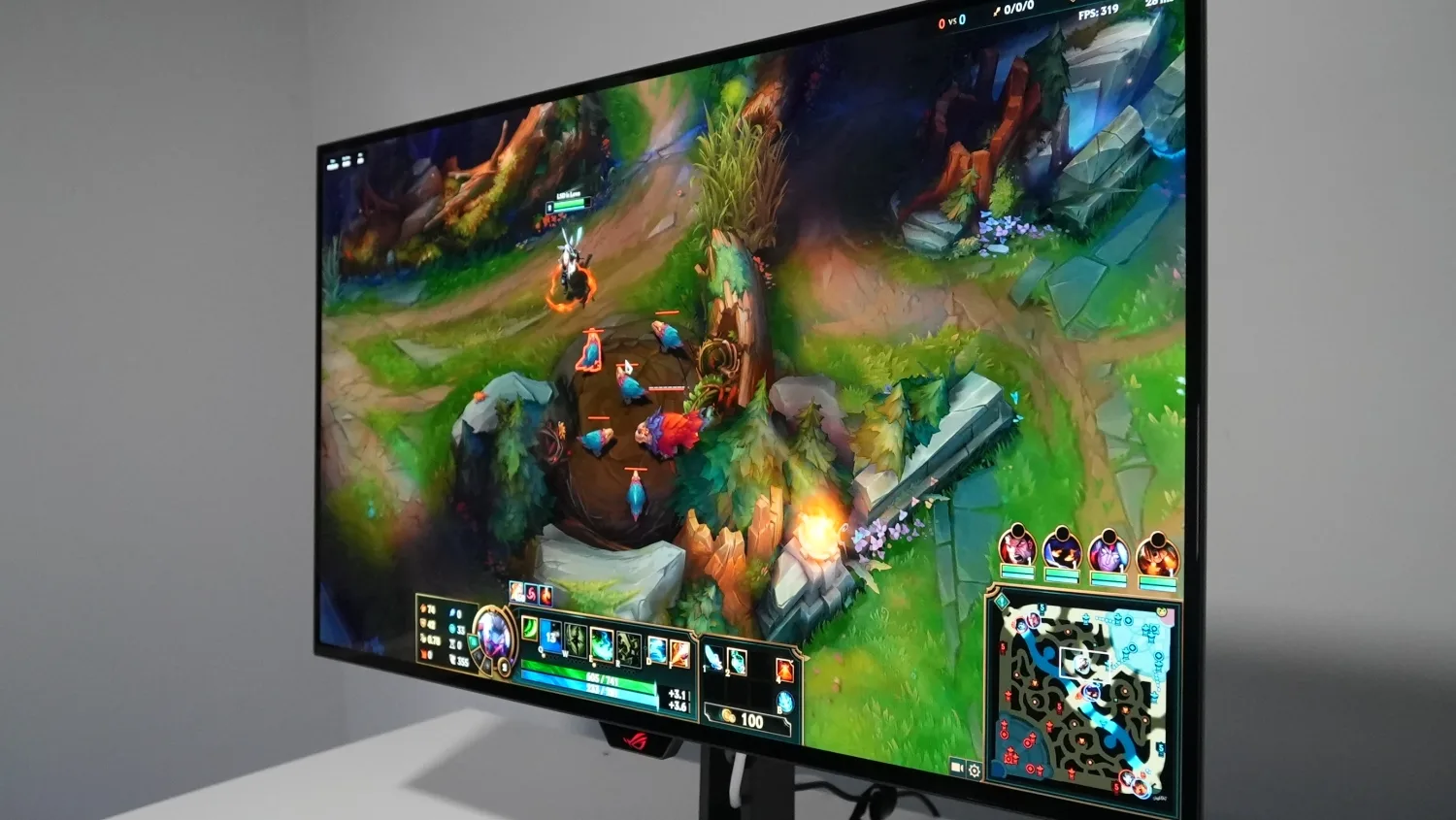 Asus ROG Strix XG32UCWMG photo 3