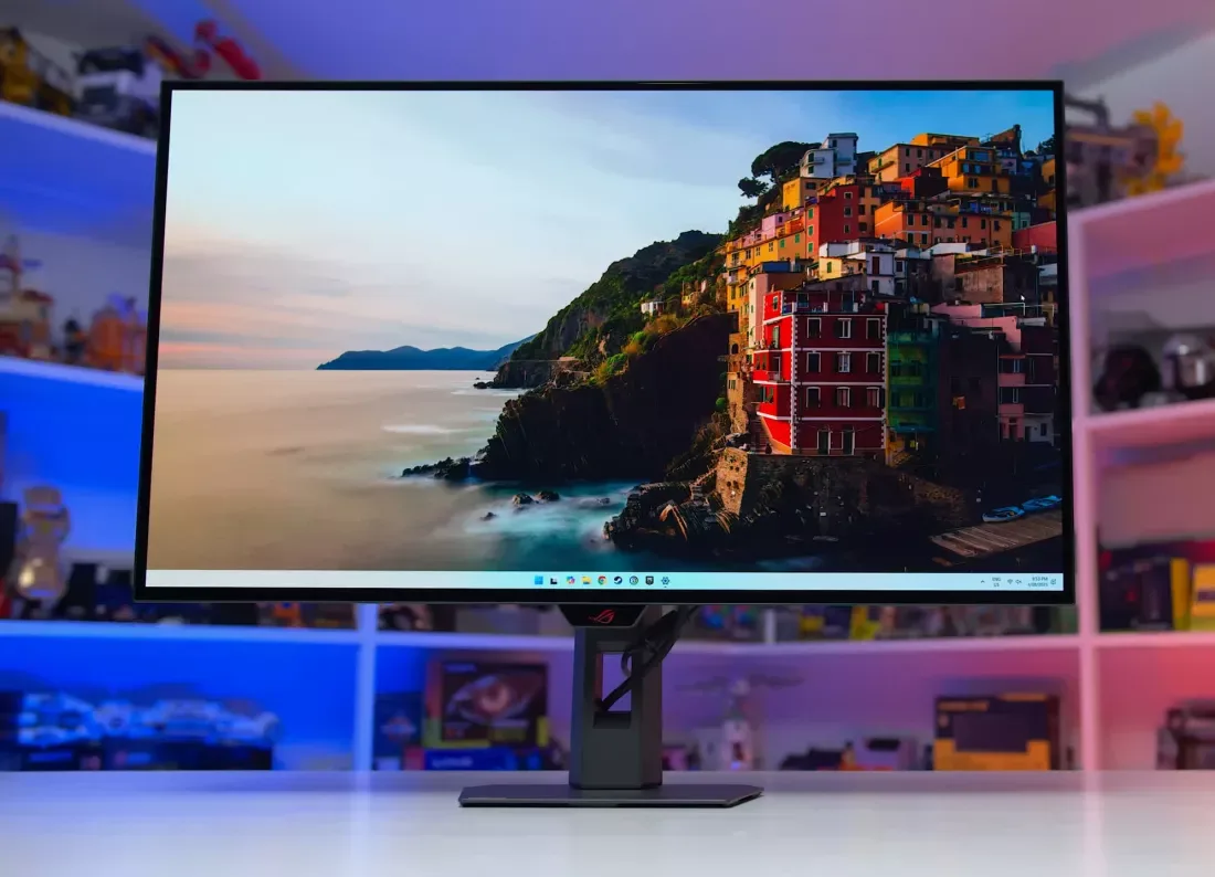 Asus ROG Strix XG32UCWMG photo 2