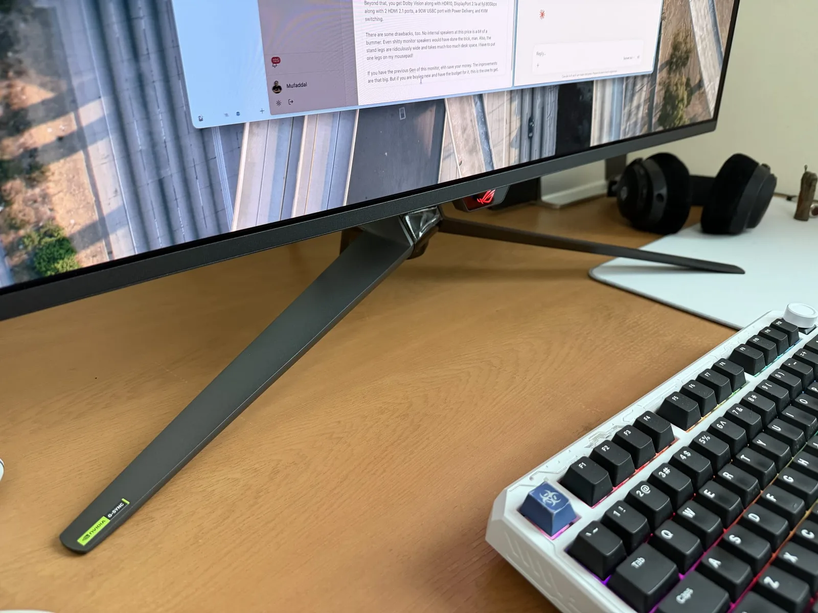 ASUS ROG Swift PG32UCDM3 — photo 8 of 8