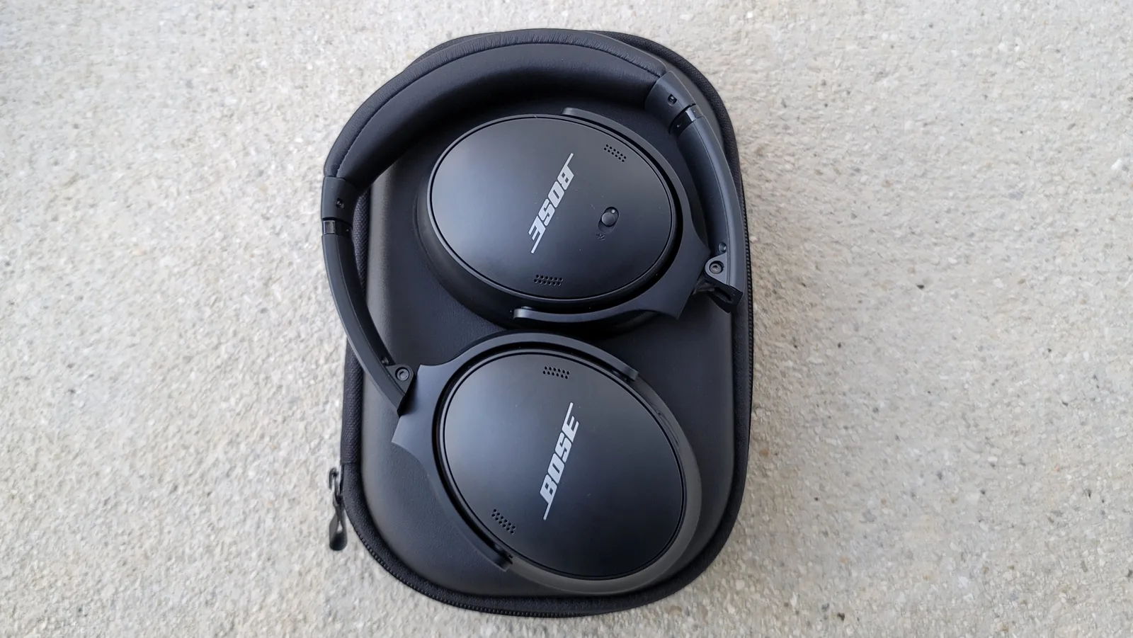 Bose QuietComfort 45 — photo 7 of 9