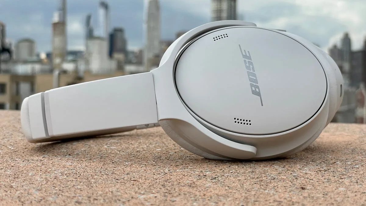 Bose QuietComfort 45 — photo 8 of 9