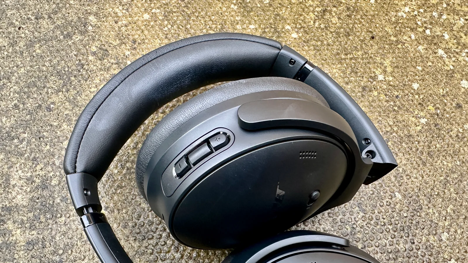 Bose QuietComfort Headphones — photo 7 of 9