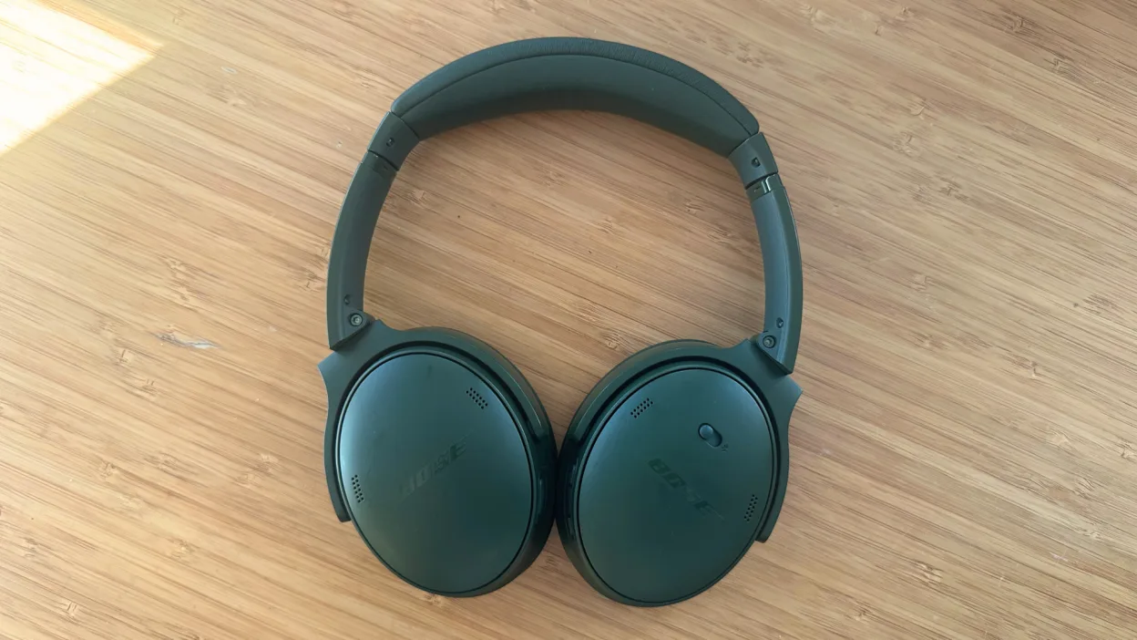 Bose QuietComfort Headphones — photo 8 of 9