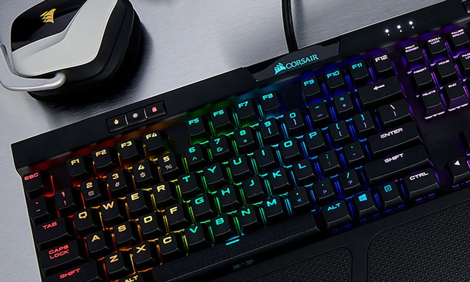 Corsair K70 RGB MK.2 Mechanical Gaming Keyboard — photo 2 of 4