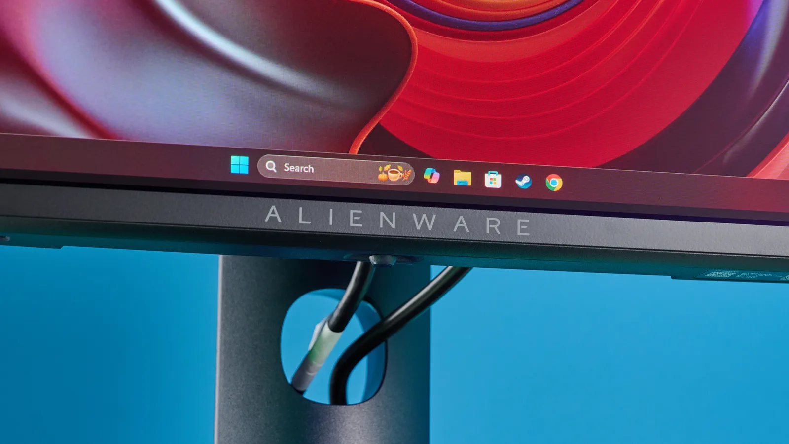 Dell Alienware AW2725D — photo 8 of 8