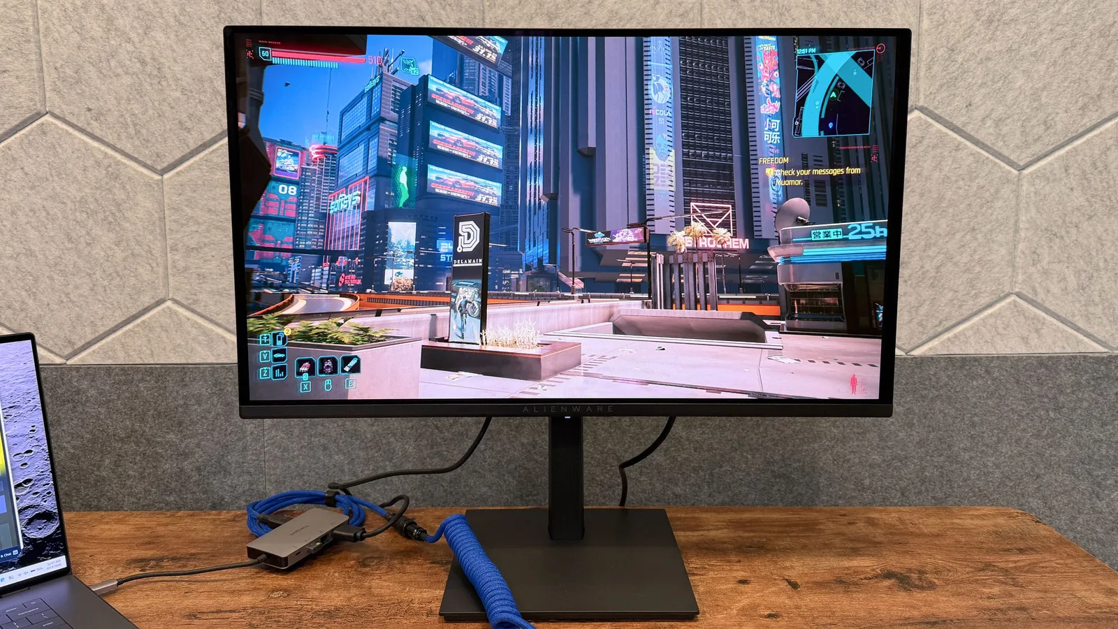 Dell Alienware AW2726DM — photo 6 of 8