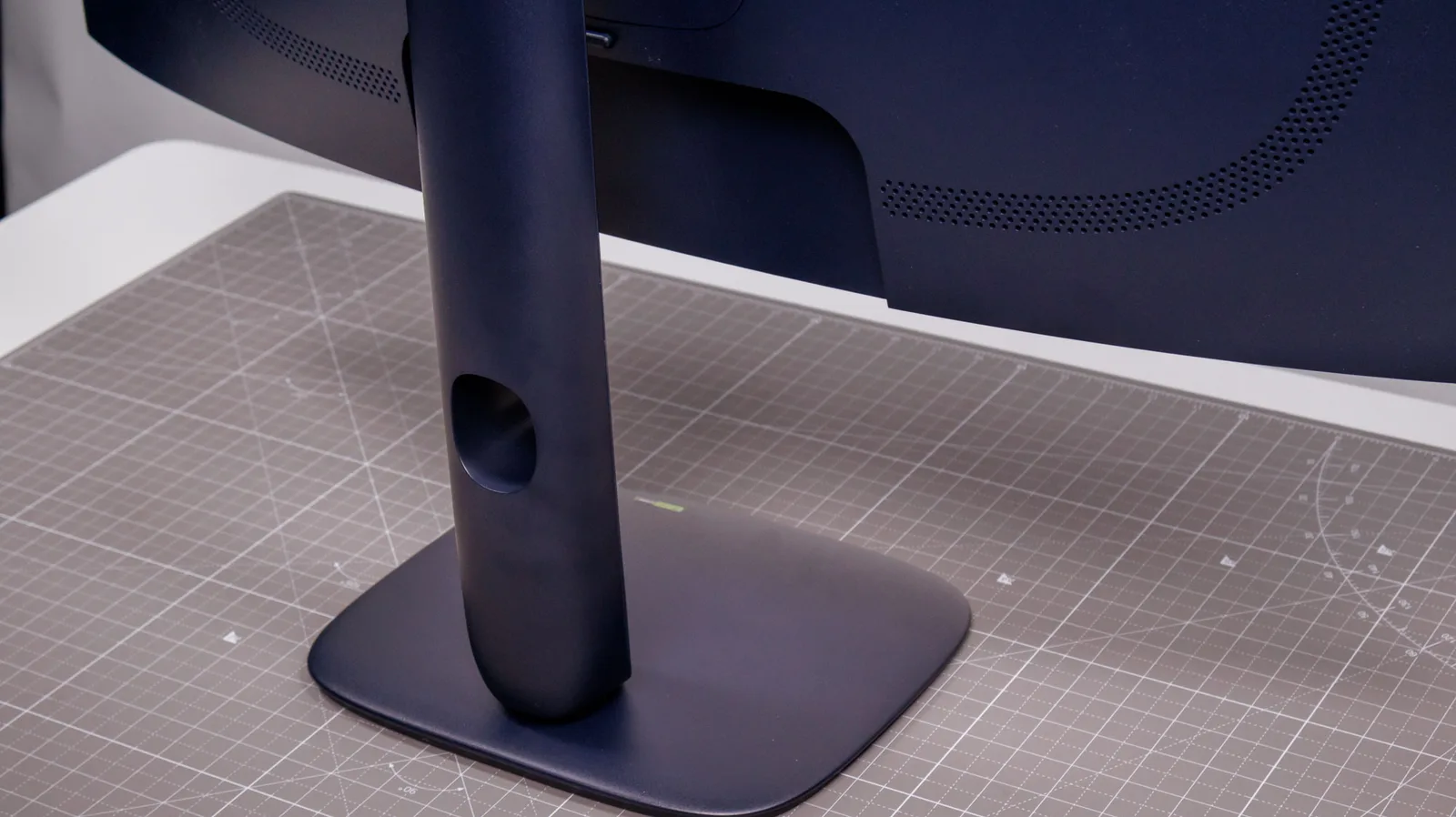 Dell Alienware AW3425DW — photo 10 of 10