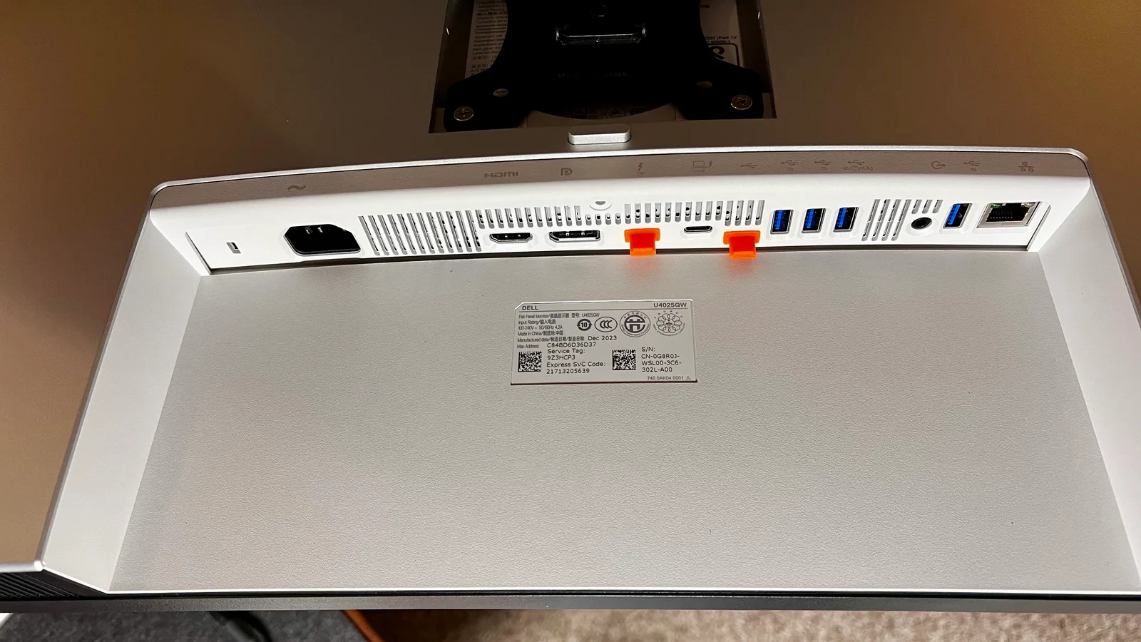 Dell U4025QW — photo 7 of 7