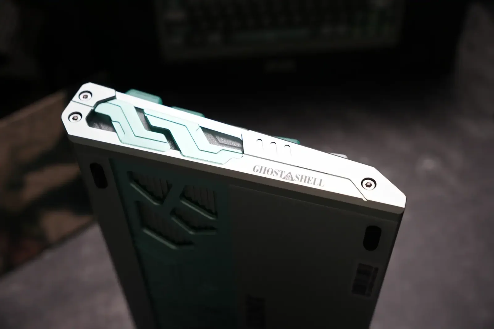IQUNIX EV63 — photo 9 of 40