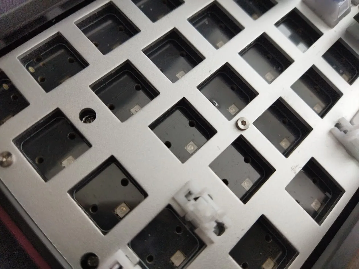 IQUNIX EV63 — photo 34 of 40