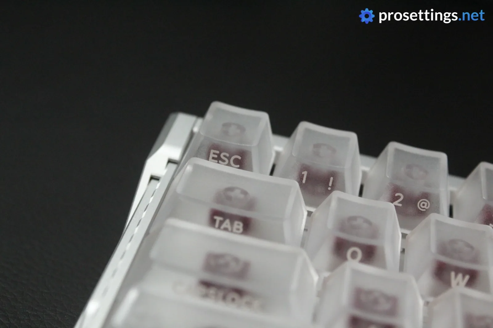 IQUNIX EV63 — photo 18 of 40