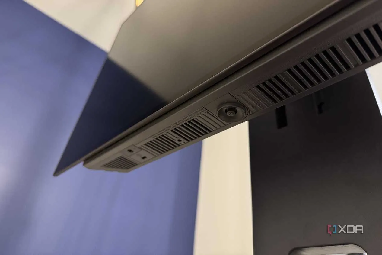 LG 27GX790A — photo 12 of 21