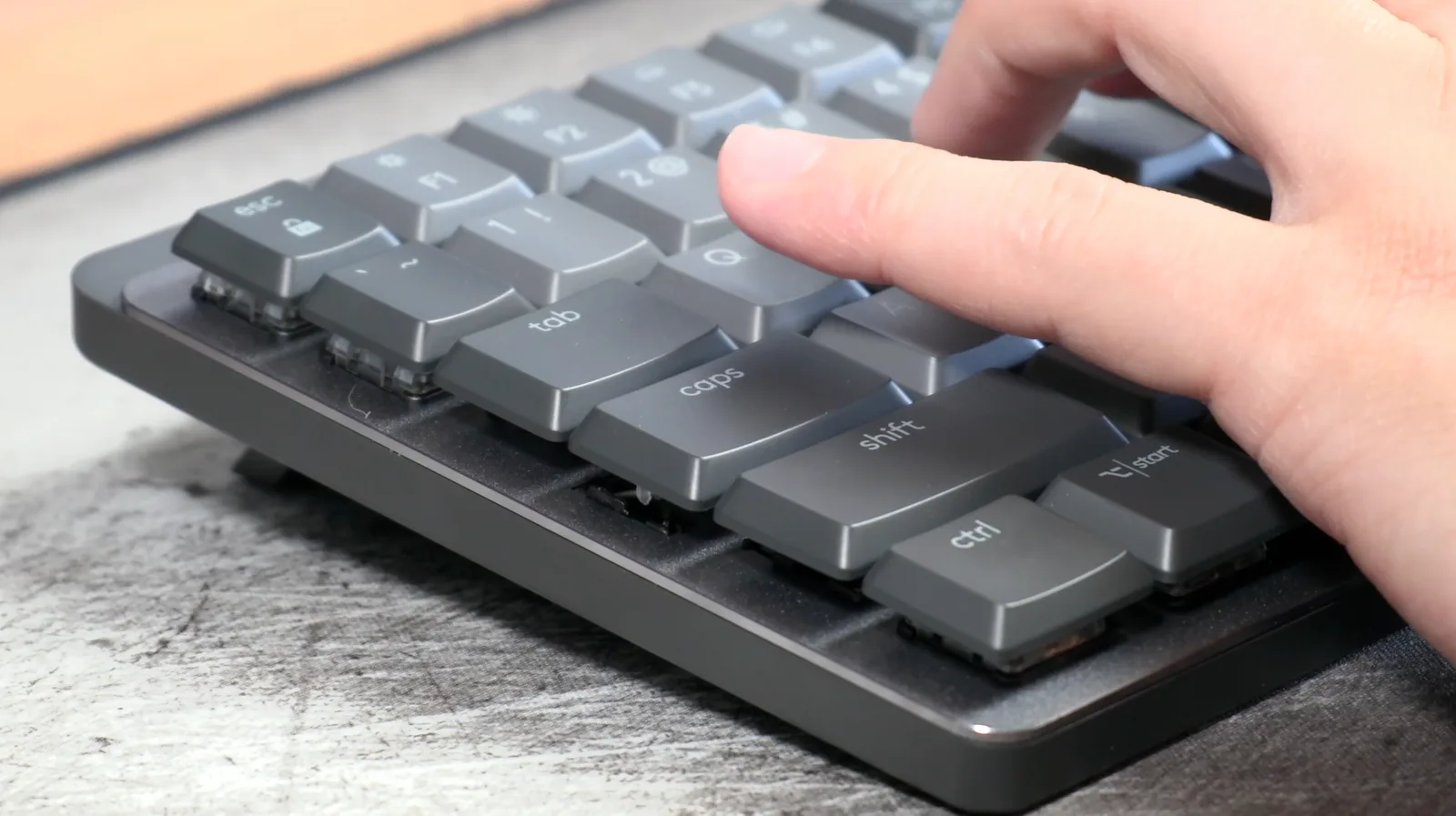 Logitech MX Mechanical photo 4