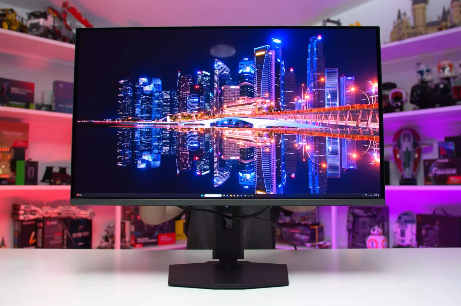 MSI MPG 321URX QD-OLED