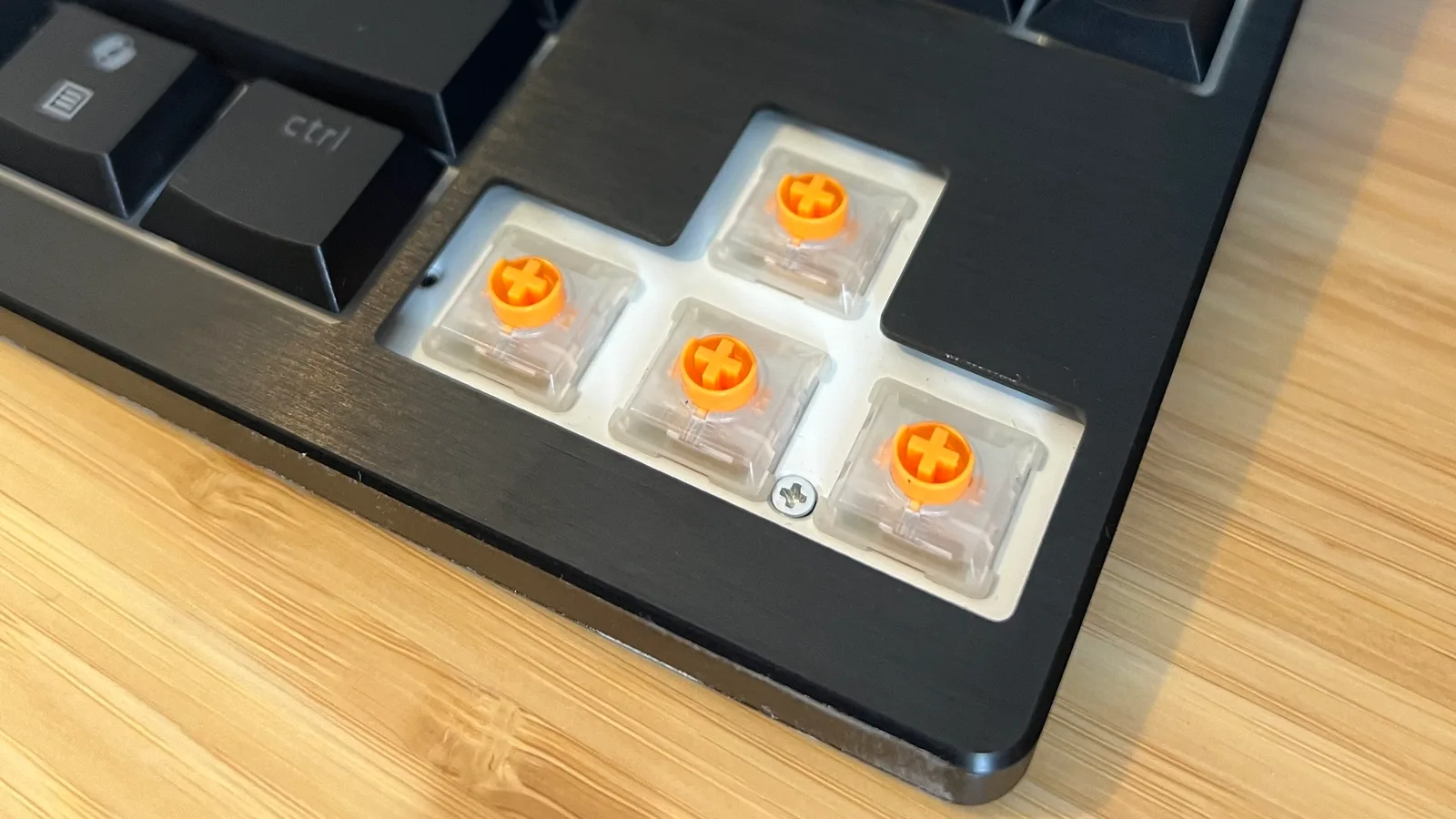 Razer BlackWidow V4 Low-Profile HyperSpeed photo 4