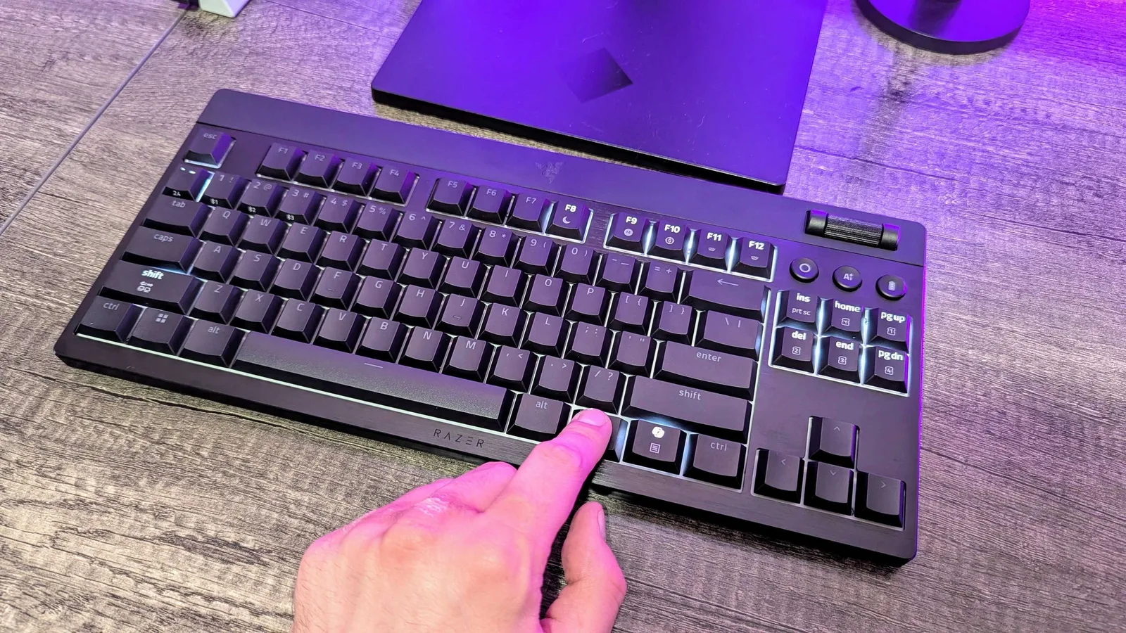 Razer BlackWidow V4 Low-Profile HyperSpeed photo 5