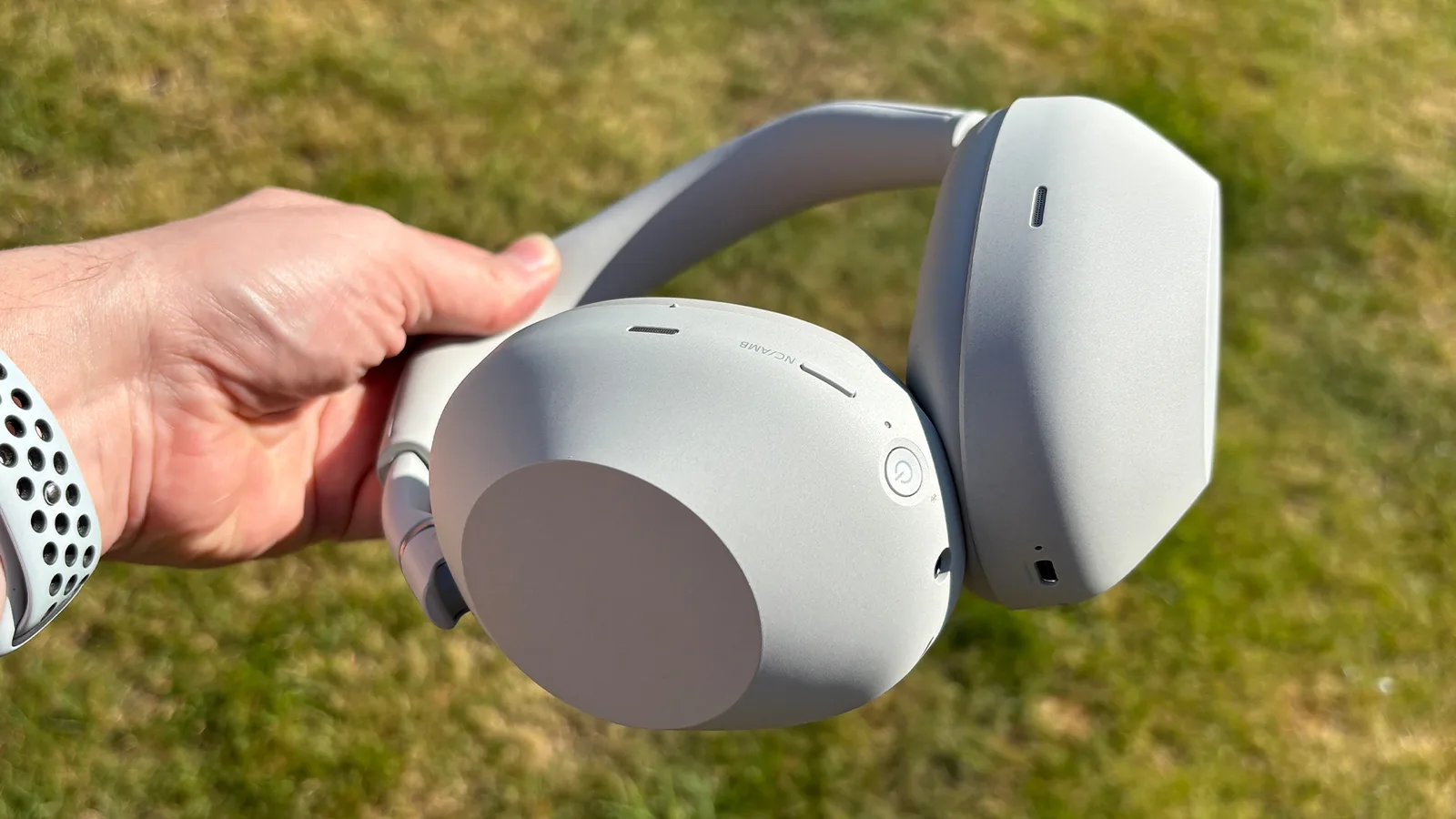 Sony WH-1000XM6 photo 3