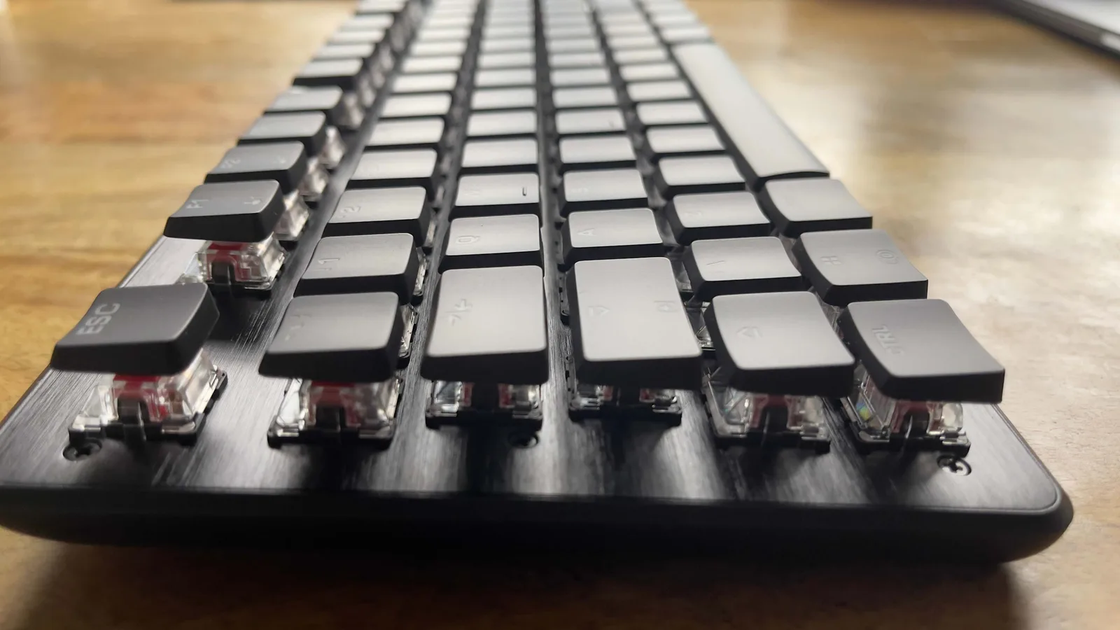Turtle Beach Vulcan II TKL photo 4