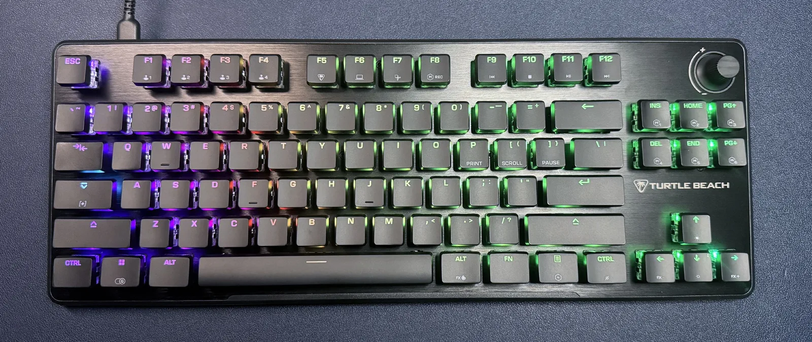 Turtle Beach Vulcan II TKL photo 2